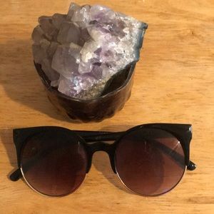 H&M cat eye sunglasses.